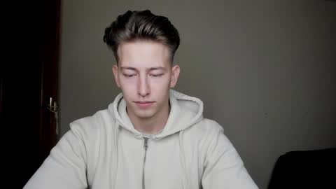 Oliver online show from 01/06/25, 08:28