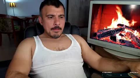 Snapshot of gymd4ddy chatting on 04/29/26, 03:49 gymd4ddy online show from 04/29/26, 03:49