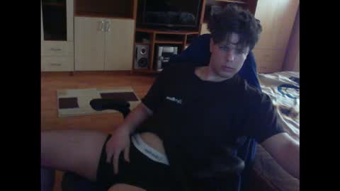 Snapshot of gymguy0505 chatting on 02/02/26, 09:19 gymguy0505 online show from 02/02/26, 09:19