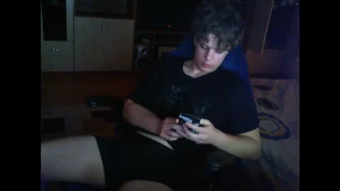 Snapshot of gymguy0505 chatting on 02/03/26, 01:27 gymguy0505 online show from 02/03/26, 01:27