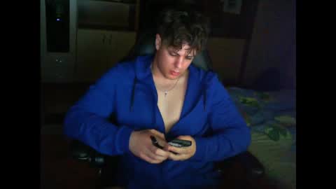 Snapshot of gymguy0505 chatting on 02/17/26, 09:10 gymguy0505 online show from 02/17/26, 09:10