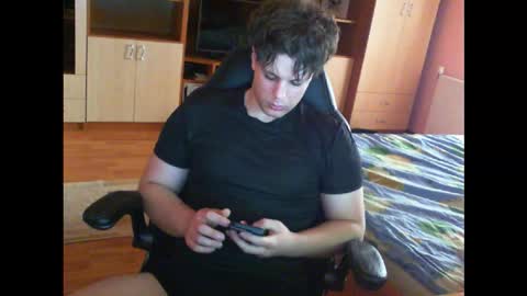 Snapshot of gymguy0505 chatting on 02/23/26, 01:30 gymguy0505 online show from 02/23/26, 01:30