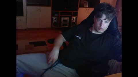 gymguy0505 online show from 04/29/26, 07:45