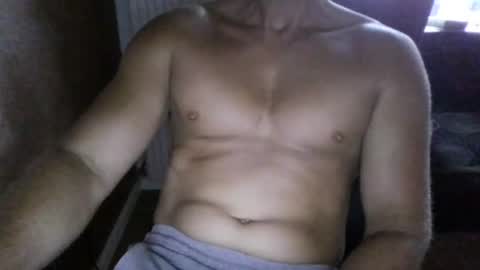 Snapshot of gymxxx_ chatting on 07/07/26, 05:43 gymxxx_ online show from 07/07/26, 05:43