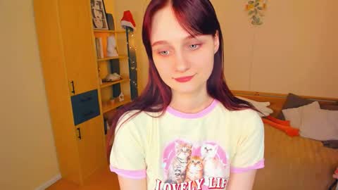 Kelly  Lilly online show from 03/08/26, 02:04