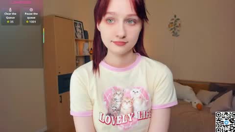 Kelly  Lilly online show from 04/18/26, 08:09