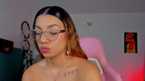 Paulina  online show from 04/13/26, 10:26