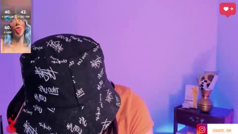 Snapshot of haanna_thompsoon chatting on 02/25/25, 11:00 haanna_thompsoon online show from 02/25/25, 11:00