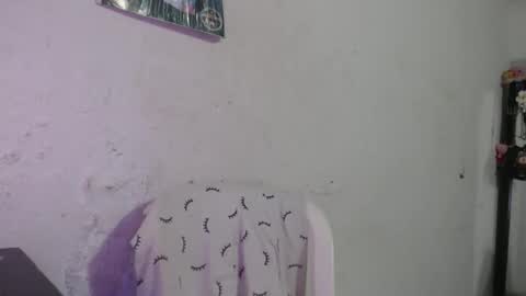Snapshot of hadesmit1 chatting on 05/11/26, 08:17 hadesmit1 online show from 05/11/26, 08:17