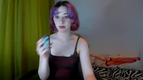 Snapshot of hadley_mills chatting on 05/15/26, 01:29 hadley online show from 05/15/26, 01:29