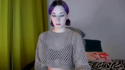 Snapshot of hadley_mills chatting on 05/29/26, 01:53 hadley online show from 05/29/26, 01:53