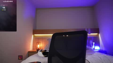 Hailey online show from 03/14/26, 06:35