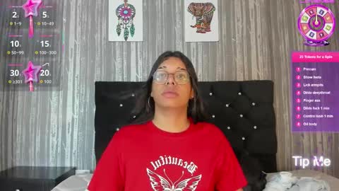 hailey_johnsonn online show from 09/15/25, 12:27