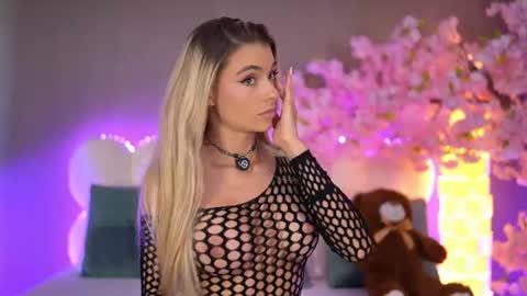 Hailey online show from 07/18/26, 07:45