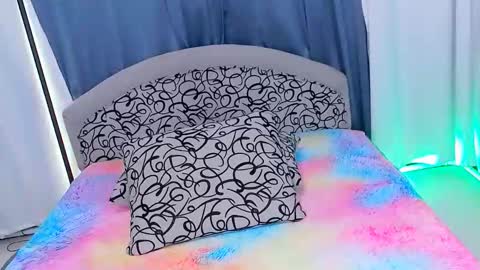 hailey_pirs online show from 12/21/25, 07:59