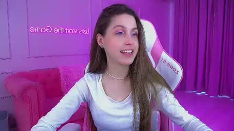 Hailey online show from 07/05/26, 06:42