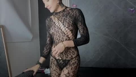 haileycat_ online show from 04/16/26, 02:34