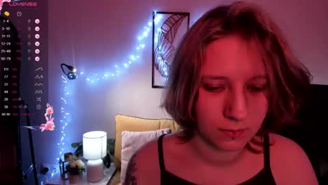 Hailey online show from 10/16/25, 09:32