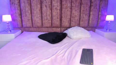 Haileymiler online show from 12/24/24, 03:16