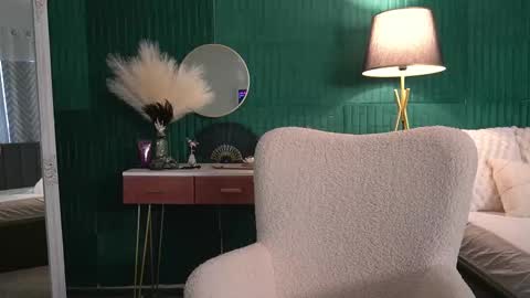 Hailey online show from 02/20/26, 06:26