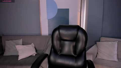 Snapshot of haileyross_ chatting on 04/26/26, 02:20 Hailey online show from 04/26/26, 02:20