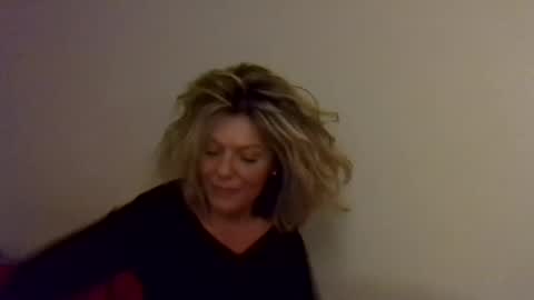 Snapshot of haileys123 chatting on 01/23/25, 05:56 Hailey online show from 01/23/25, 05:56