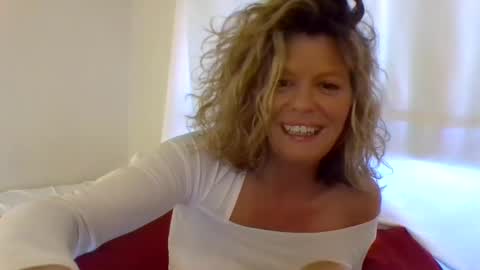 Snapshot of haileys123 chatting on 03/09/25, 12:31 Hailey online show from 03/09/25, 12:31