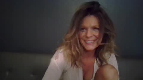 Snapshot of haileys123 chatting on 10/07/25, 08:39 Hailey online show from 10/07/25, 08:39