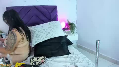 haileystonei online show from 07/09/26, 11:47