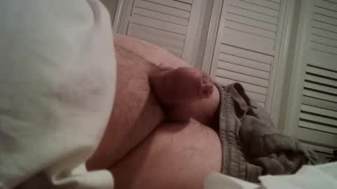 Snapshot of hailhail2 chatting on 10/25/25, 05:04 share9 online show from 10/25/25, 05:04