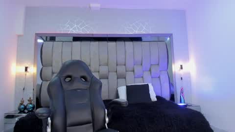  Haily Bairen online show from 01/12/25, 07:31