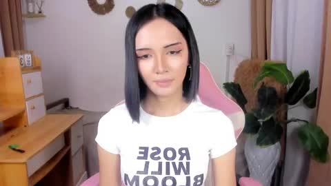 Haily online show from 04/17/26, 10:07