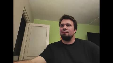 hairy_guy007 online show from 02/10/25, 09:58