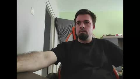 hairy_guy007 online show from 04/05/26, 12:57