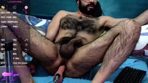 Hairyale online show from 12/31/24, 11:39