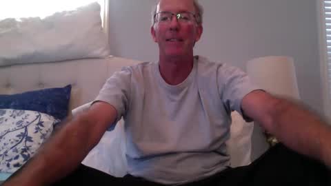 Harry online show from 10/21/25, 11:38