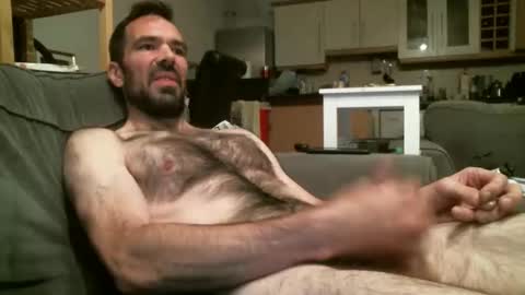 hairydude2015 online show from 09/08/25, 11:48