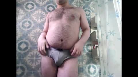 Snapshot of hairyfatboy01 chatting on 05/19/26, 04:46 hairyfatboy01 online show from 05/19/26, 04:46