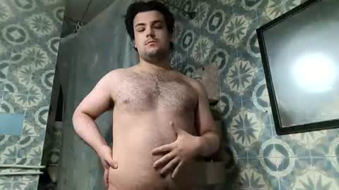 Snapshot of hairyfatboysissy chatting on 08/01/26, 01:27 hairyfatboysissy online show from 08/01/26, 01:27