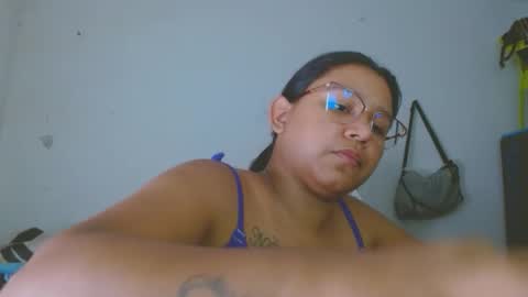 Snapshot of hairygirl83 chatting on 05/01/26, 03:05 hairygirl83 online show from 05/01/26, 03:05