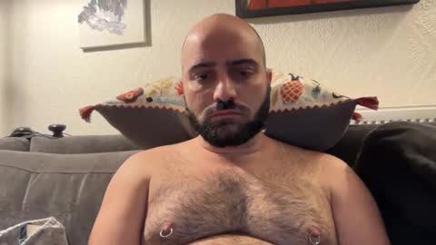 Hairy Guy online show from 11/11/25, 09:48