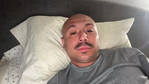 Snapshot of hairyman30000 chatting on 09/15/25, 01:27 hairyman30000 online show from 09/15/25, 01:27