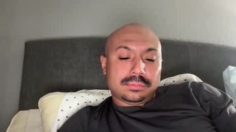 Snapshot of hairyman30000 chatting on 10/04/25, 08:18 hairyman30000 online show from 10/04/25, 08:18