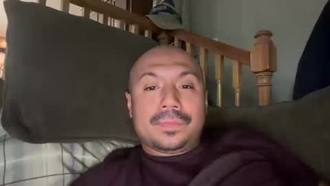 Snapshot of hairyman30000 chatting on 10/11/25, 05:44 hairyman30000 online show from 10/11/25, 05:44