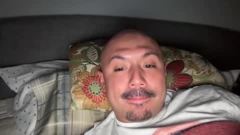 Snapshot of hairyman30000 chatting on 10/18/25, 01:08 hairyman30000 online show from 10/18/25, 01:08