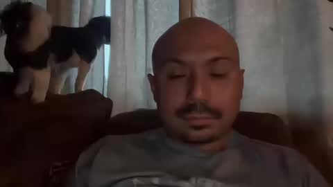 Snapshot of hairyman30000 chatting on 10/19/25, 01:06 hairyman30000 online show from 10/19/25, 01:06