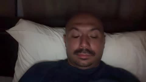 Snapshot of hairyman30000 chatting on 05/17/26, 10:11 hairyman30000 online show from 05/17/26, 10:11