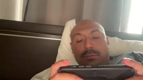 Snapshot of hairyman30000 chatting on 05/20/26, 05:57 hairyman30000 online show from 05/20/26, 05:57