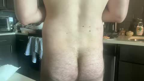Snapshot of hairymanwhor3 chatting on 05/25/26, 06:36 hairymanwhor3 online show from 05/25/26, 06:36