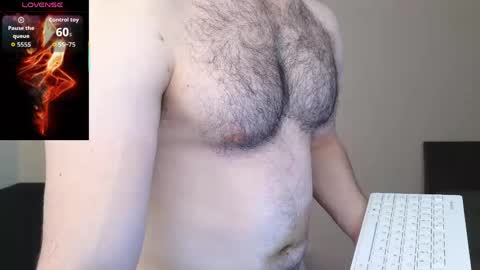 Snapshot of hairyncuteass chatting on 05/27/26, 02:58 hairyncuteass online show from 05/27/26, 02:58